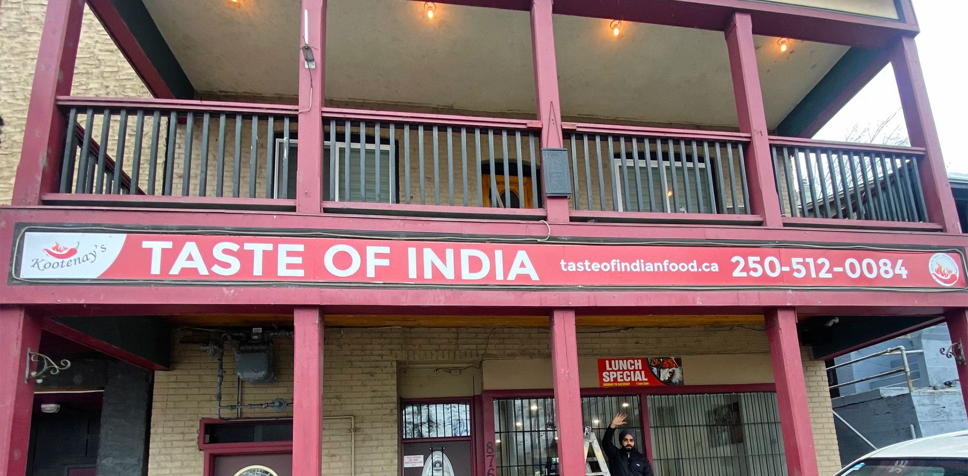 Exterior of Taste of India in Trail, BC 