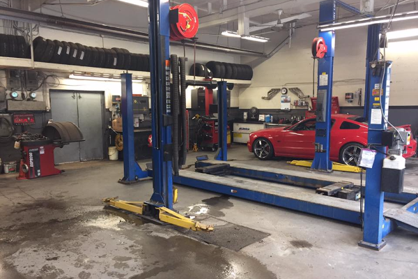 Automotive wheel alignment